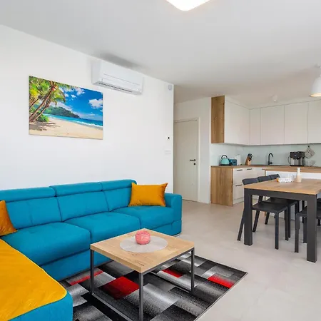 Awesome In Apartman